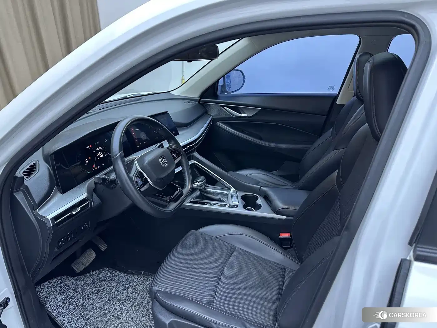 Chang'an Changan CS35PLUS id 4553944 из Китая 16
