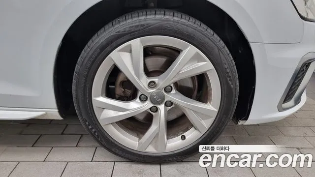 Audi A4 (B9) id 2834063 из Кореи 15