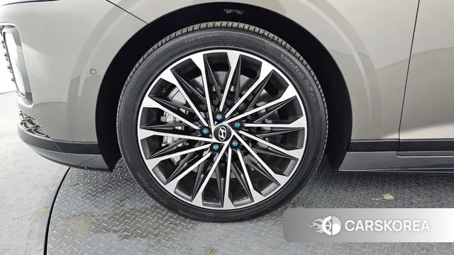 Hyundai Grandeur (GN7) id 3545184 из Кореи 15