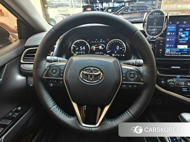 Toyota Camry 2024 Черный из Китая, фото 5