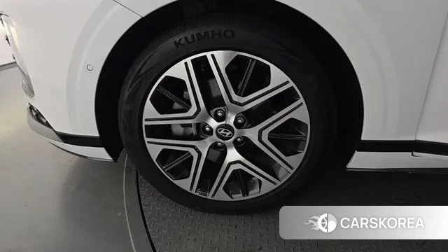 Hyundai Grandeur (GN7) id 3590803 из Кореи 15