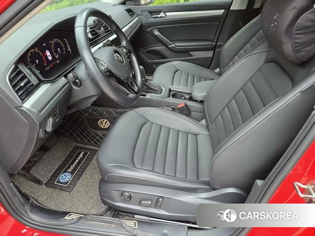 Volkswagen Lingdu 2021 Красный из Китая, фото 5