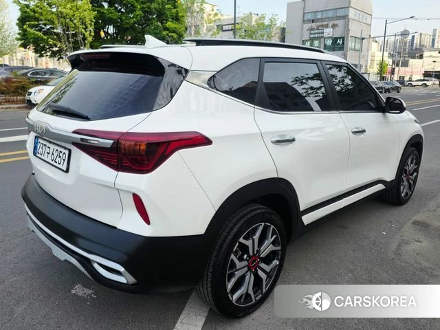 Kia Seltos id 4195792 из Кореи 15