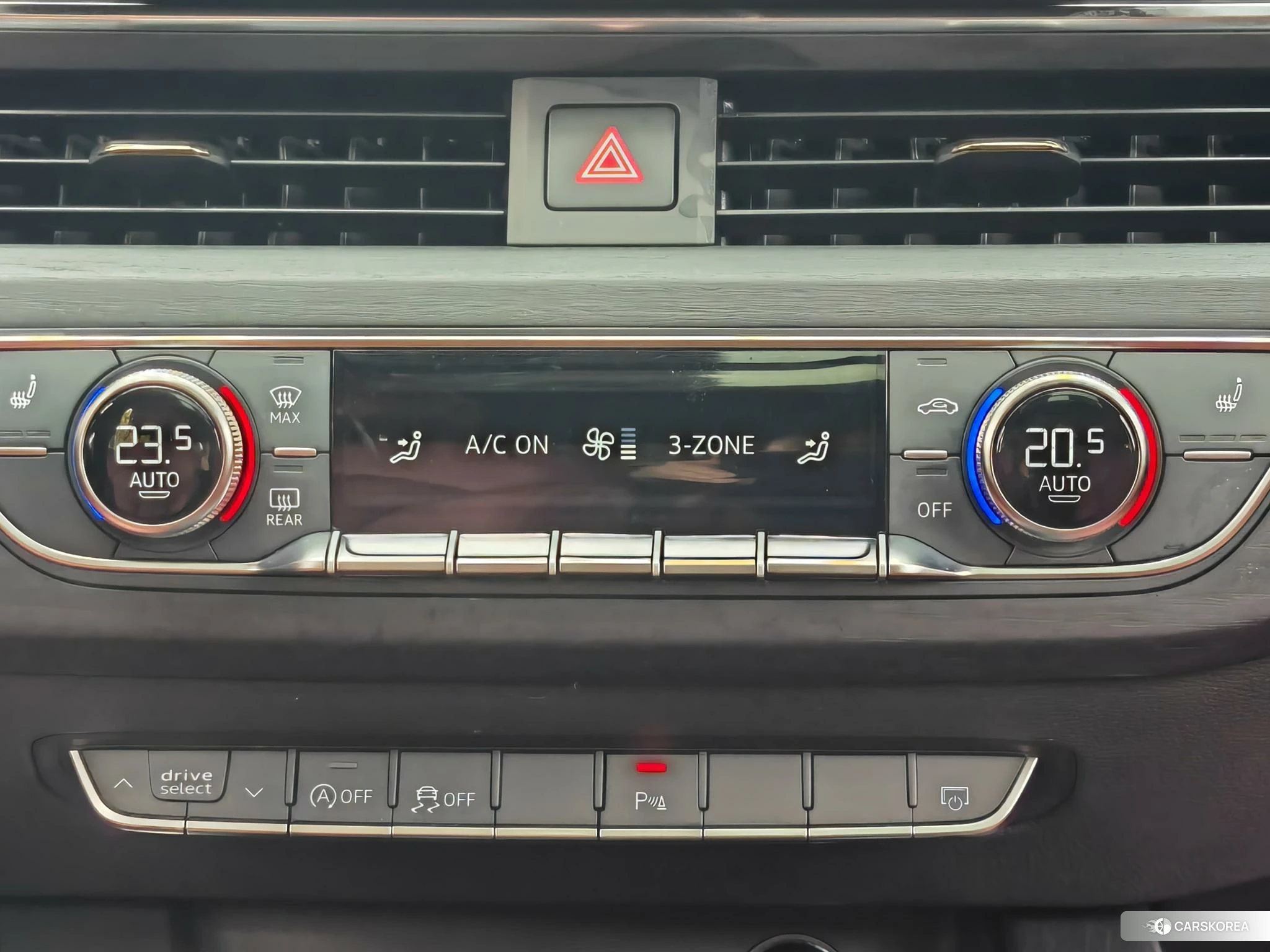 Audi A4L id 4514905 из Китая 16
