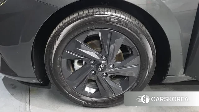 Hyundai Avante Hybrid (CN7) id 3788480 из Кореи 15