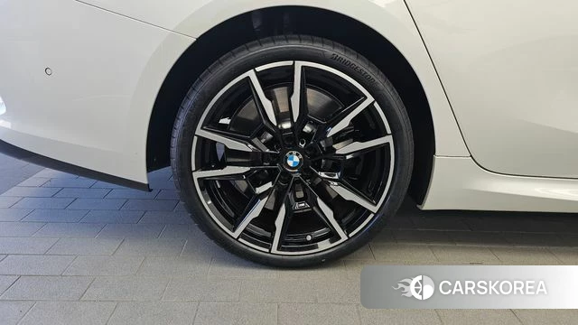BMW 8 Series (G15) id 4691109 из Кореи 15