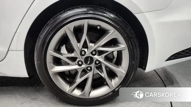 Genesis The New G70 id 3036683 из Кореи 15