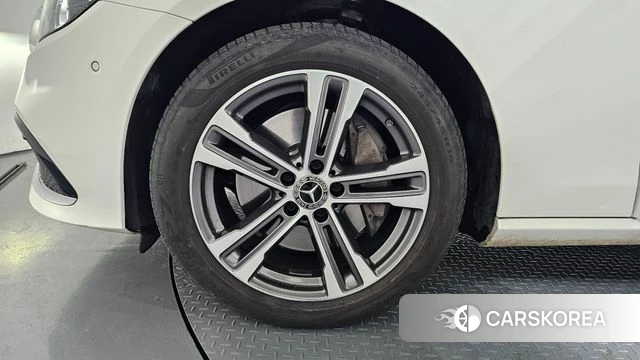 Mercedes-Benz E-Class W213 id 3851820 из Кореи 15