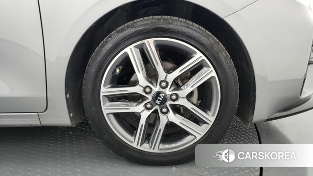 Kia Come New K3 id 3796147 из Кореи 15