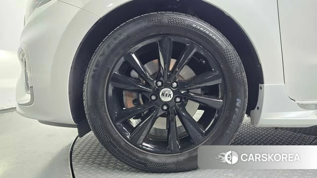 Kia The New Carnival id 4233072 из Кореи 26