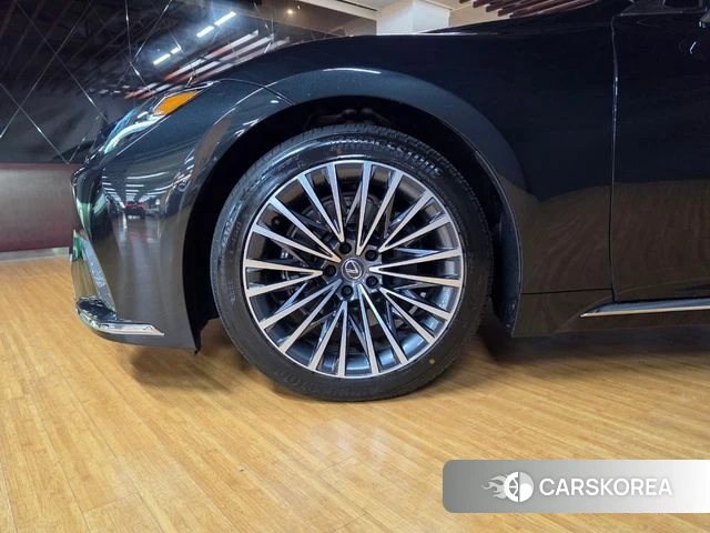 Lexus LS500 5th generation id 4546742 из Кореи 13