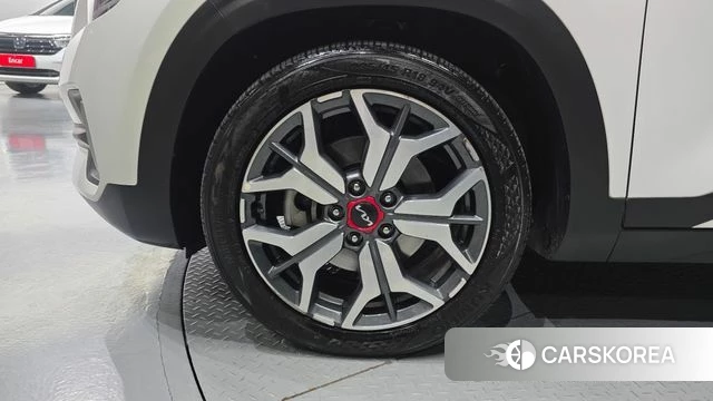 Kia Seltos id 4784234 из Кореи 15