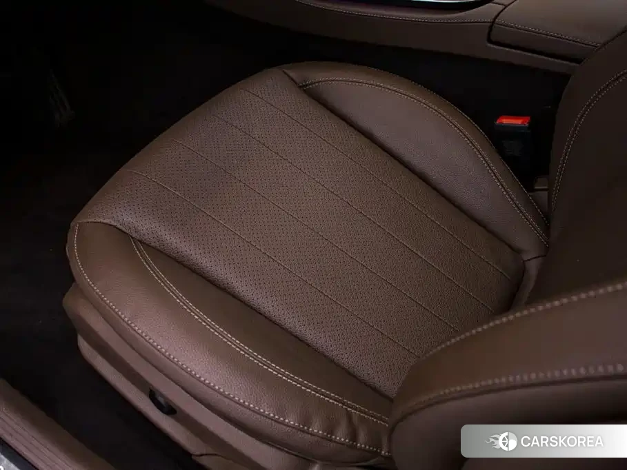 Mercedes-Benz E-Class id 4669484 из Китая 14