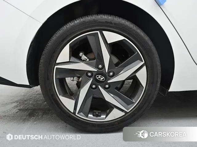 Hyundai Avante (CN7) id 2959219 из Кореи 15