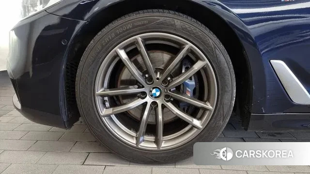 BMW 5 Series (G30) id 3254433 из Кореи 15