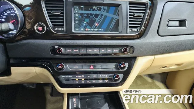 Kia The New Carnival id 2583957 из Кореи 15