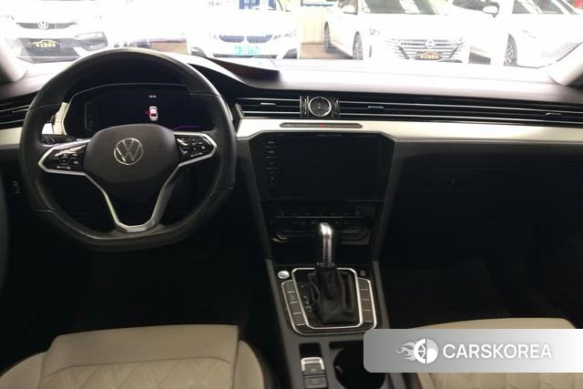 Volkswagen Magotan id 4263079 из Китая 12