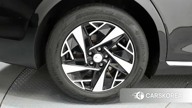 Hyundai The New Grandeur IG Hybrid id 3953619 из Кореи 15