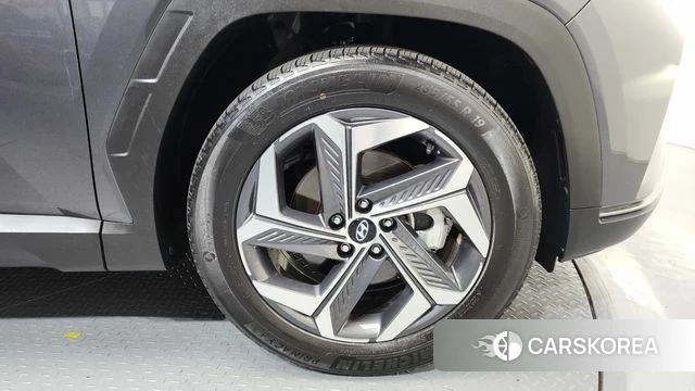 Hyundai Tucson (NX4) id 3860419 из Кореи 15