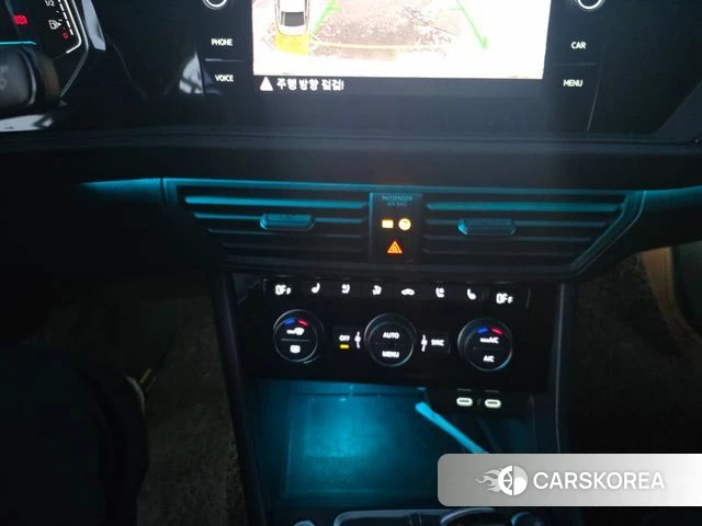 Volkswagen 7th Generation of Jetta 2023 Белый из Кореи, фото 5