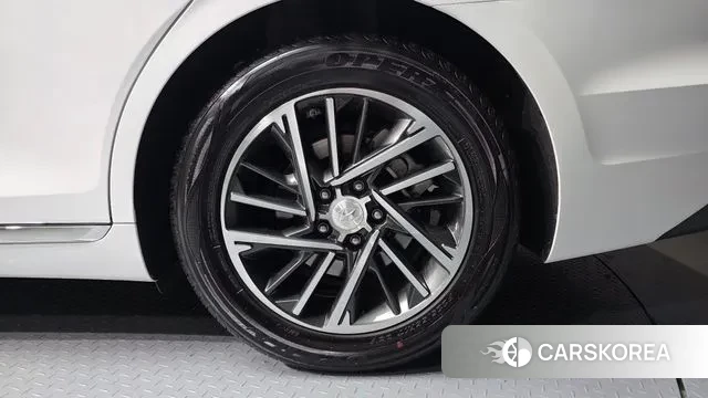 Hyundai The New Grandeur IG id 3772522 из Кореи 15