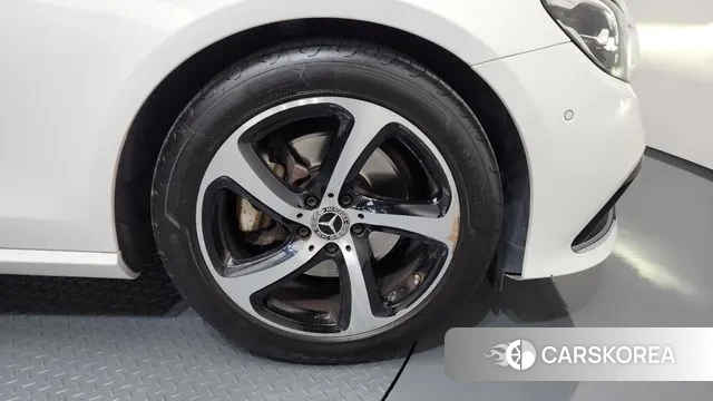Mercedes-Benz E-Class W213 id 3344041 из Кореи 15