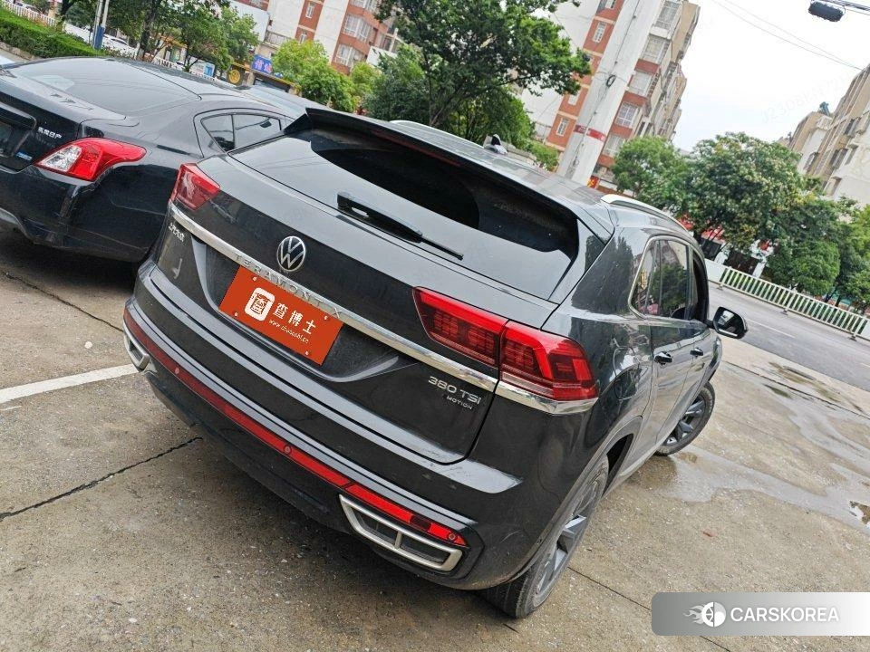 Volkswagen Tourang 2021 Черный из Китая, фото 5
