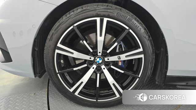 BMW 5 Series (G60) id 4655847 из Кореи 30