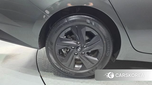Hyundai Avante Hybrid (CN7) id 4535560 из Кореи 15