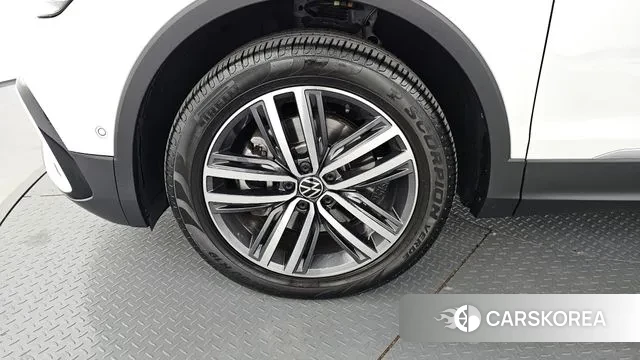 Volkswagen Tiguan Allspace id 3299852 из Кореи 15