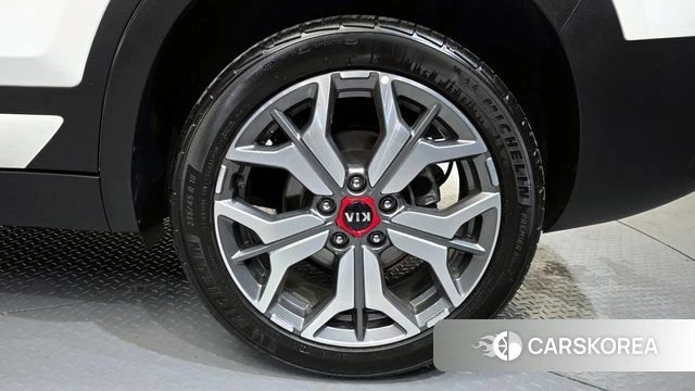 Kia Seltos id 3828619 из Кореи 15