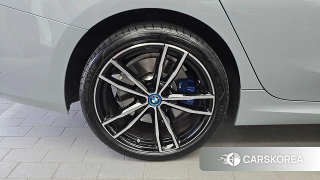BMW 3 Series (G20) id 4480793 из Кореи 15
