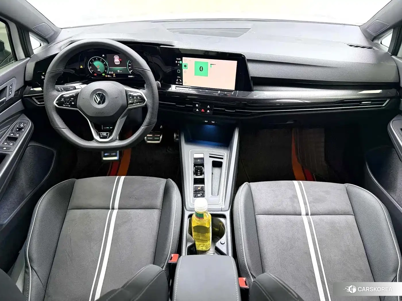 Volkswagen Golf 2024 Белый из Китая, фото 5