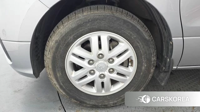 Hyundai The New Grand Starex id 4536420 из Кореи 15