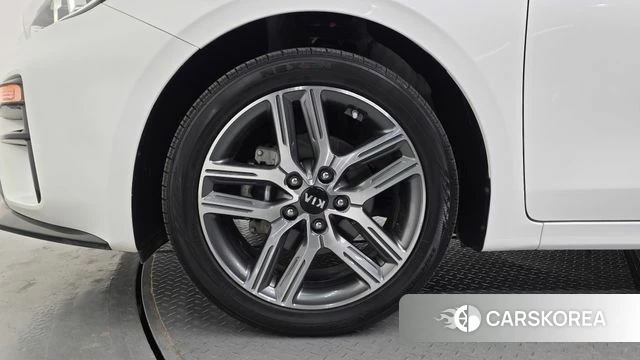 Kia Come New K3 id 4179747 из Кореи 15