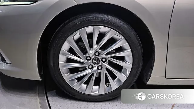 Lexus ES300h 7th generation id 3480170 из Кореи 15