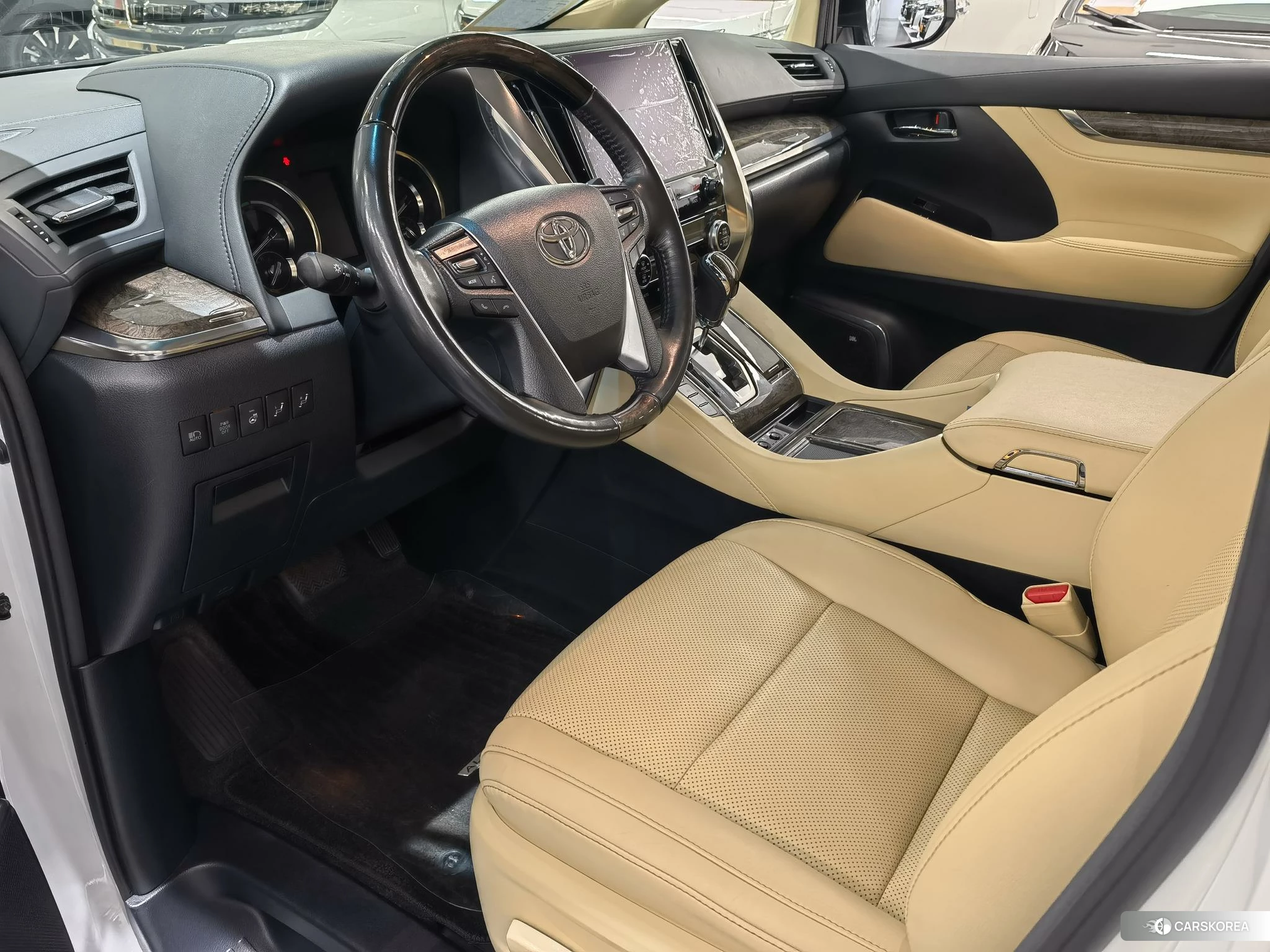 Toyota Elfa id 4473695 из Китая 13