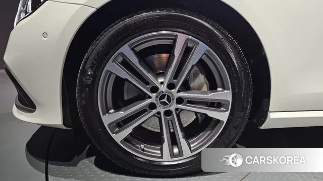 Mercedes-Benz E-Class W213 id 3406224 из Кореи 15