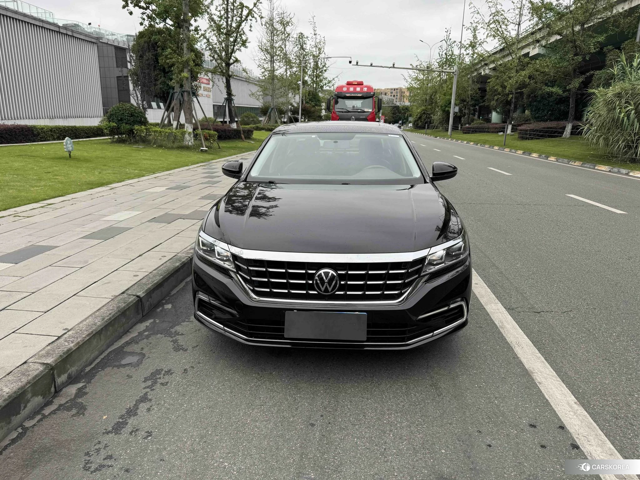 Volkswagen Passat 2021 Черный из Китая, фото 5