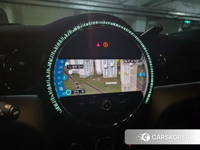 Mini Cooper S 2023 Белый из Кореи, фото 5