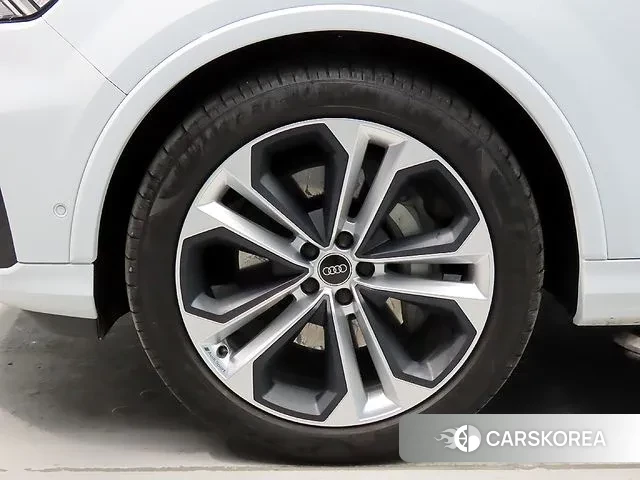 Audi Q7 (4M) id 3457724 из Кореи 14