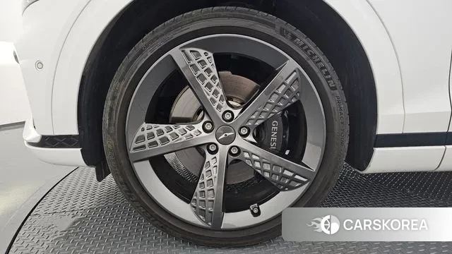 Genesis GV70 id 3002783 из Кореи 15