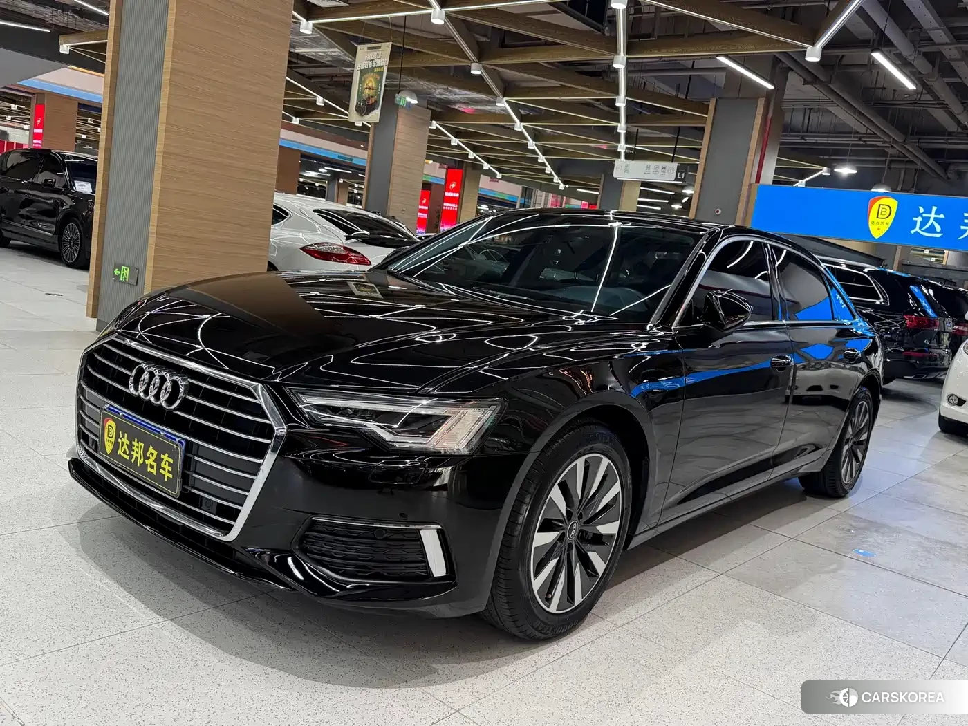 Audi A6L id 4629650 из Китая 12