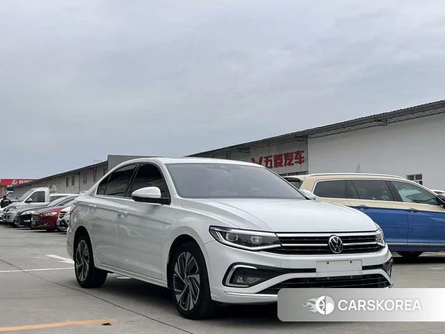 Volkswagen Bora 2022 Белый из Китая, фото 6
