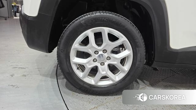 Jeep Renegade id 4574480 из Кореи 25