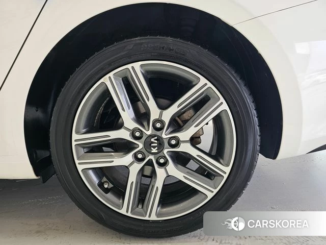 Kia Come New K3 id 4760376 из Кореи 15