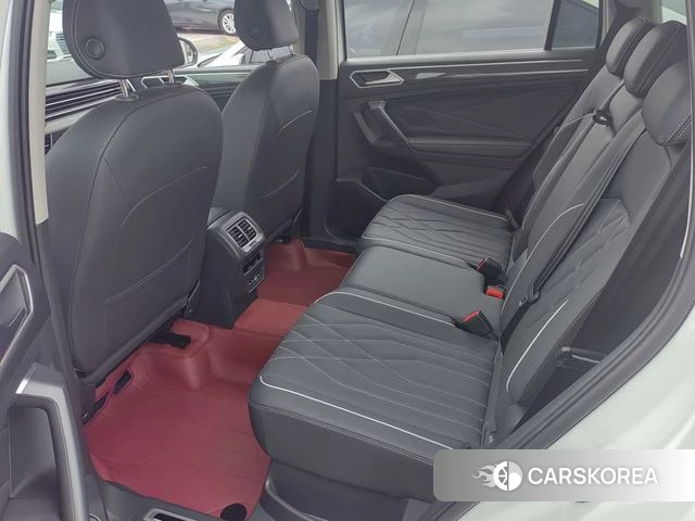 Volkswagen Tiguan L id 4333163 из Китая 12