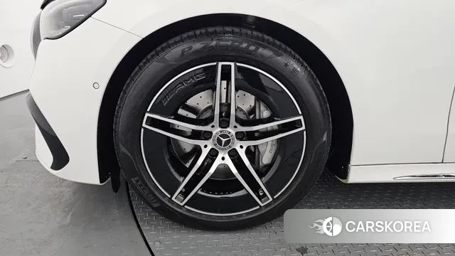 Mercedes-Benz E-Class W214 id 3533471 из Кореи 15