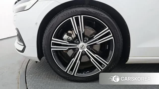 Volvo S60 3rd generation id 2985383 из Кореи 15