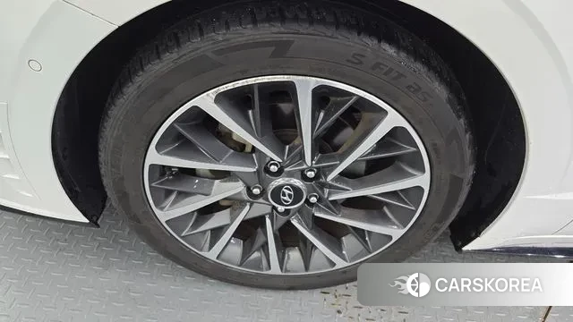 Hyundai Sonata (DN8) id 3233406 из Кореи 15